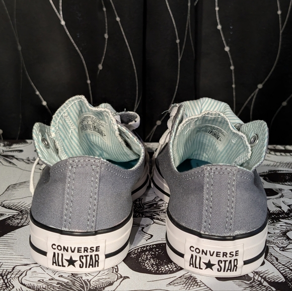 NWOT Converse size 8 grey with light blue and white striped double tongue - Picture 2 of 6